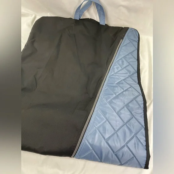 Brand New Lug Jockey Hanging Garment Bag in Black Moon Ice - Picture 6 of 14